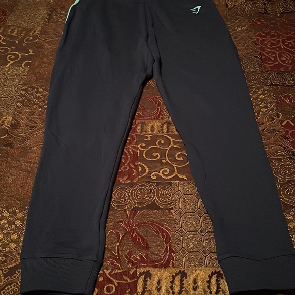 Gymshark Joggers - Picture 6 of 7